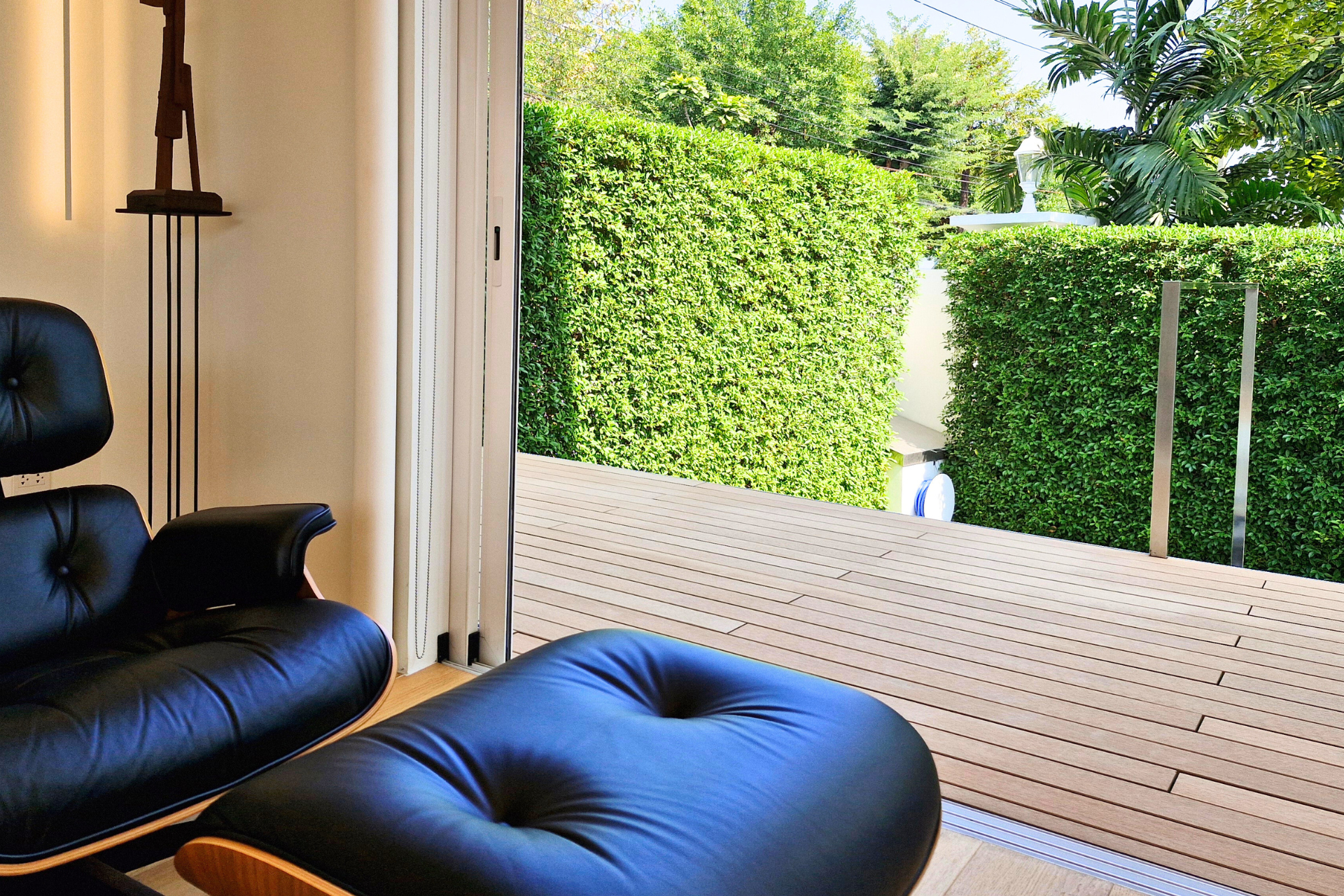 ผลงานพื้นไม้ 1